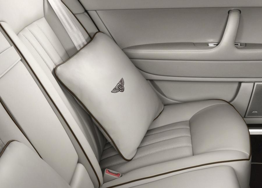  Bentley Continental Flying Spur Speed China Special Edition 2010 года  (фото 2 из 9)